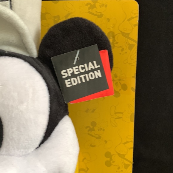 Mickey Mouse Steamboat Willie Dancing Plush - Picture 6 of 7